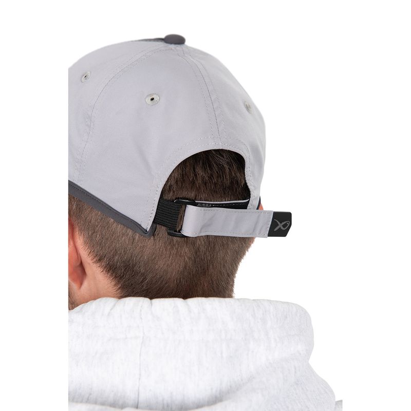 Matrix Surefit Cap Grey casquette de pêche grise légère avec logo Matrix 3D et fermeture réglable